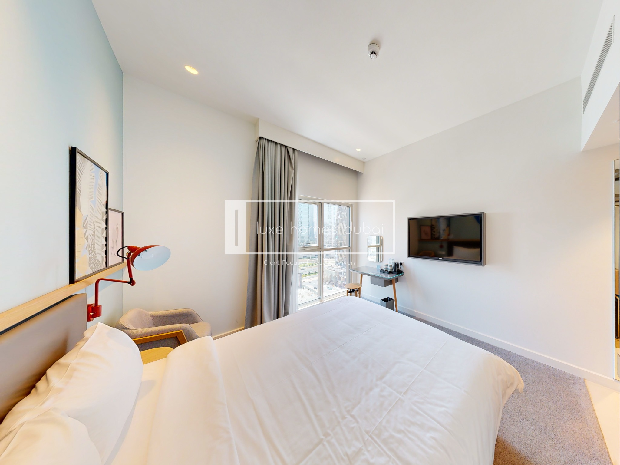 Mid-Floor | Serviced Apartment | Luxury Hotel