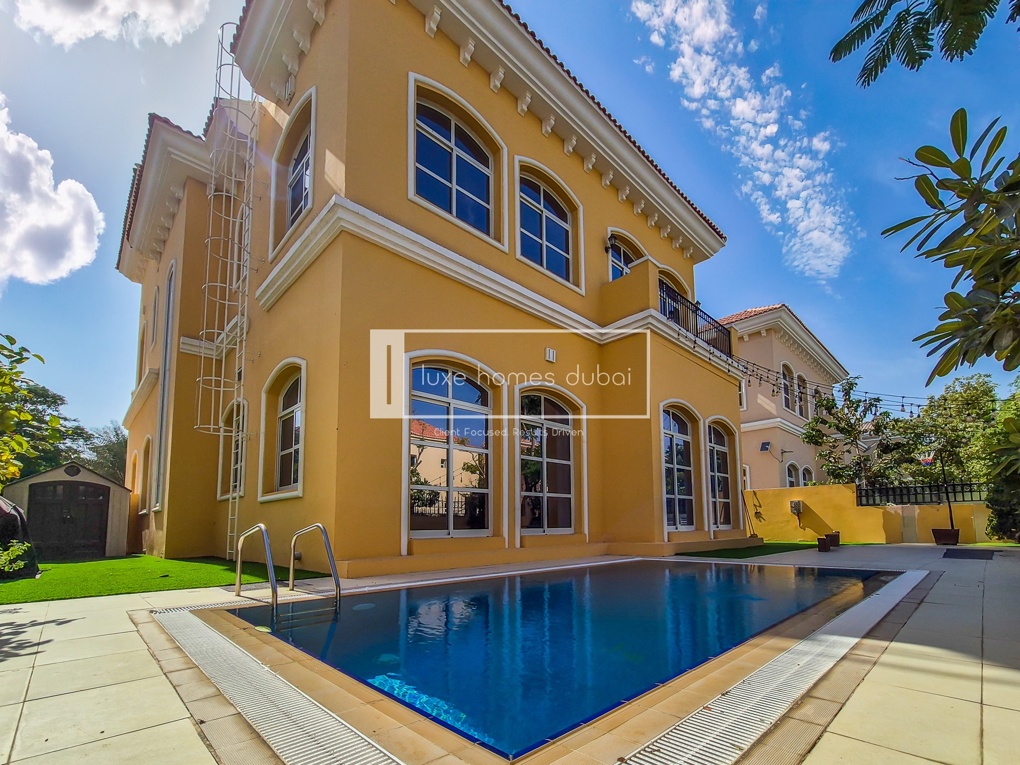 5BR+Maid Villa |Private Garden and Pool | Rented